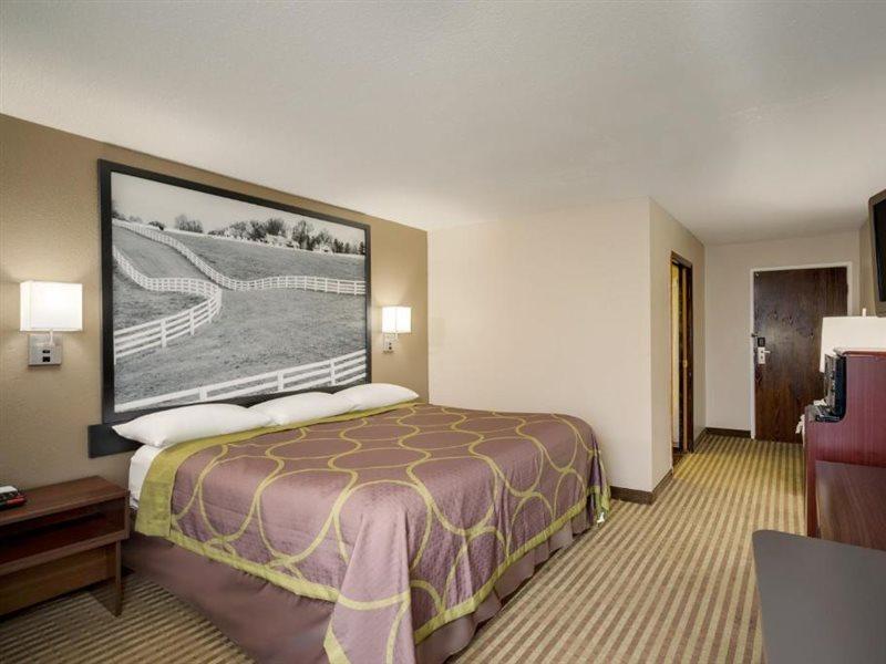 Hotel Super 8 By Wyndham Hamburg Area