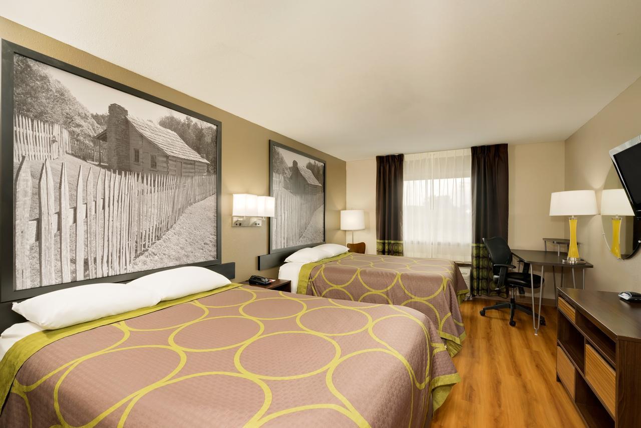 Super 8 By Wyndham Hamburg Area Hotel *