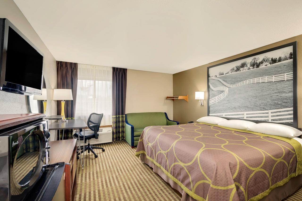 Hotel Super 8 By Wyndham Hamburg Area